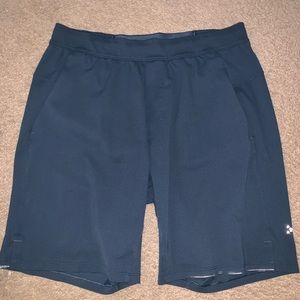 Lululemon Men’s Shorts Size Medium